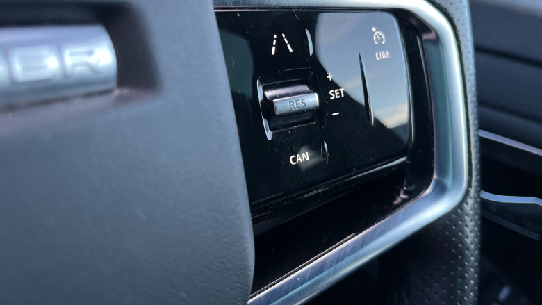 Land Rover Range Rover Evoque 2.0 D165 R-Dynamic 5dr Auto Diesel Hatchback